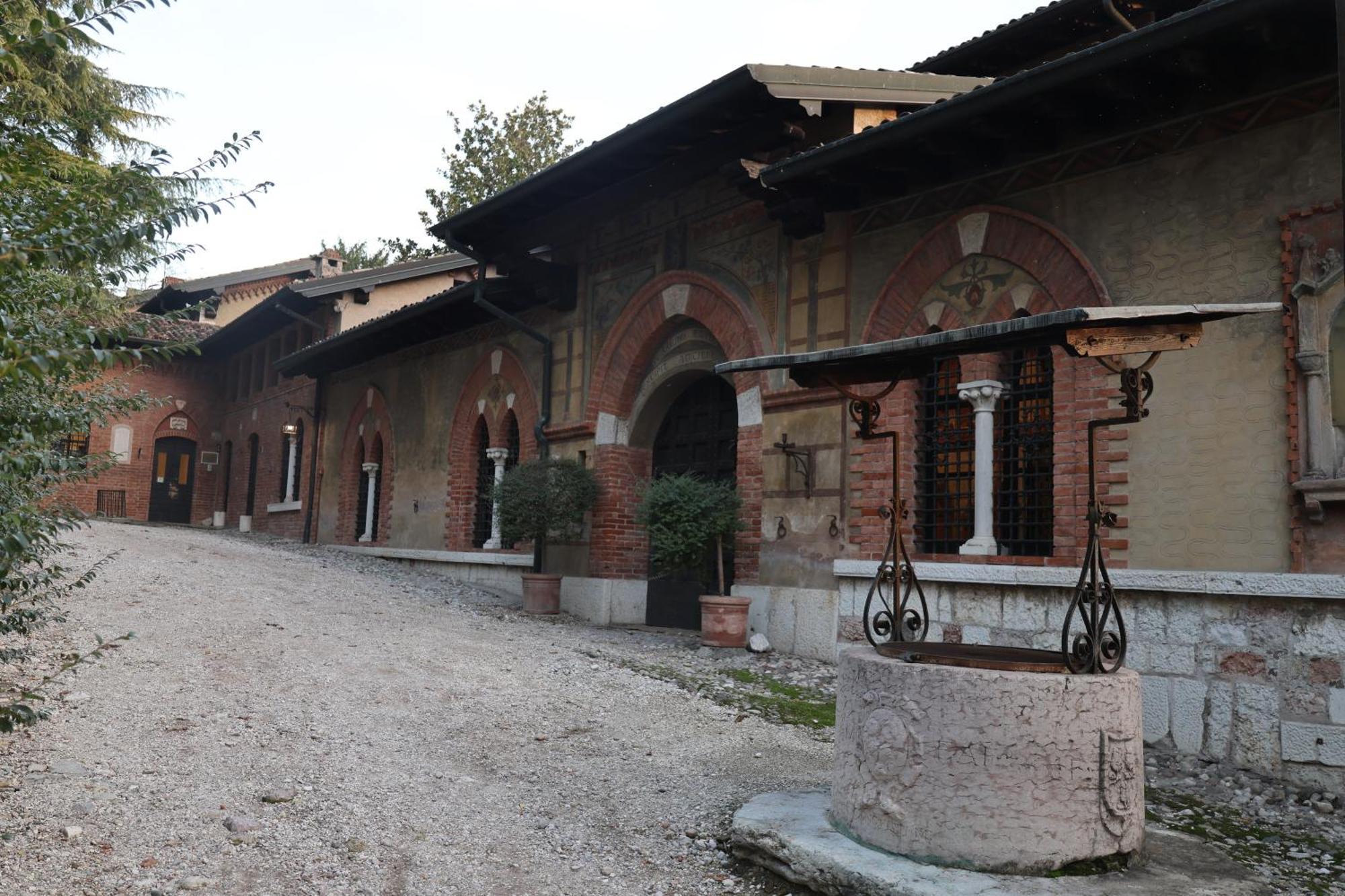 Appartamento Casa Monia Lonato Esterno foto