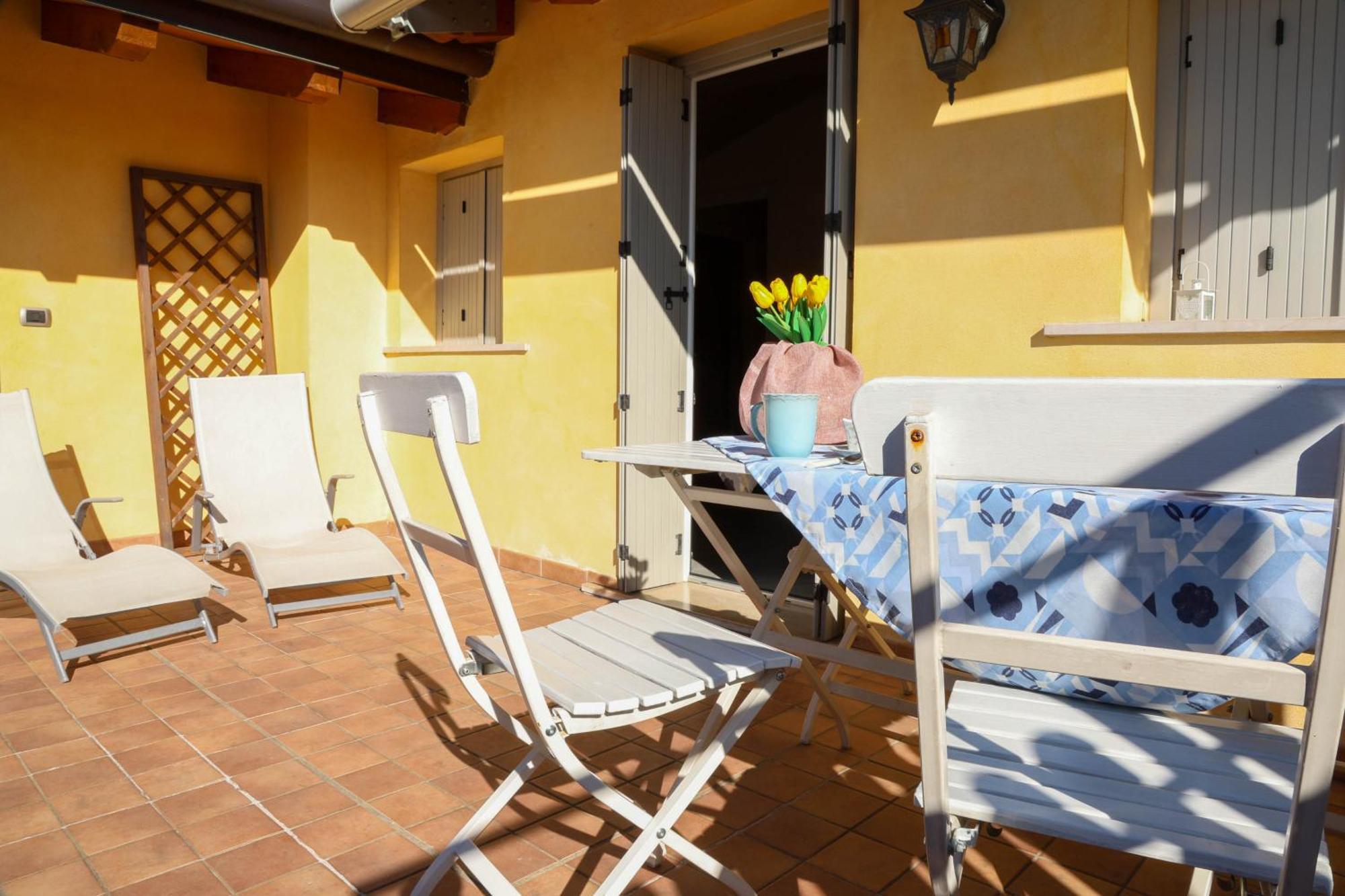Appartamento Casa Monia Lonato Esterno foto